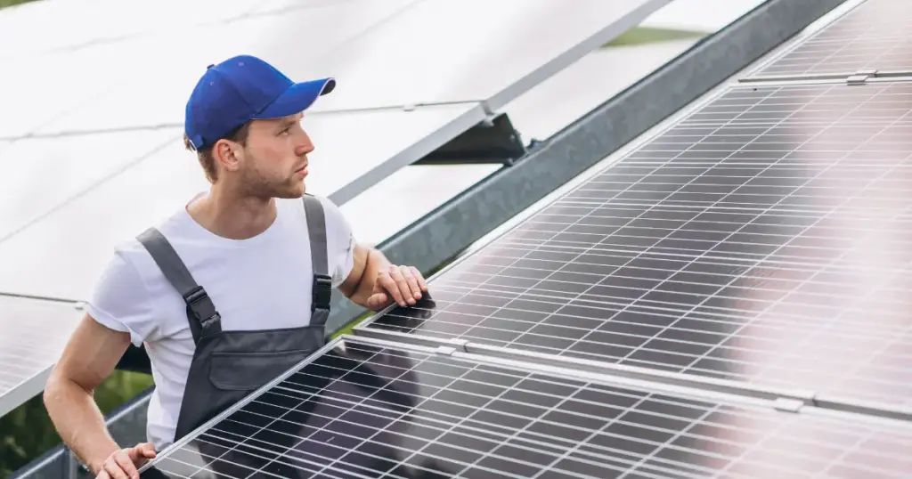 Panel solar térmico instalado